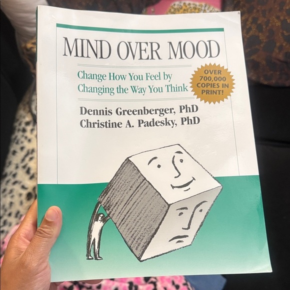 Other - Mind Over Mood Book - Change How You Feel by Changing the Way You Think